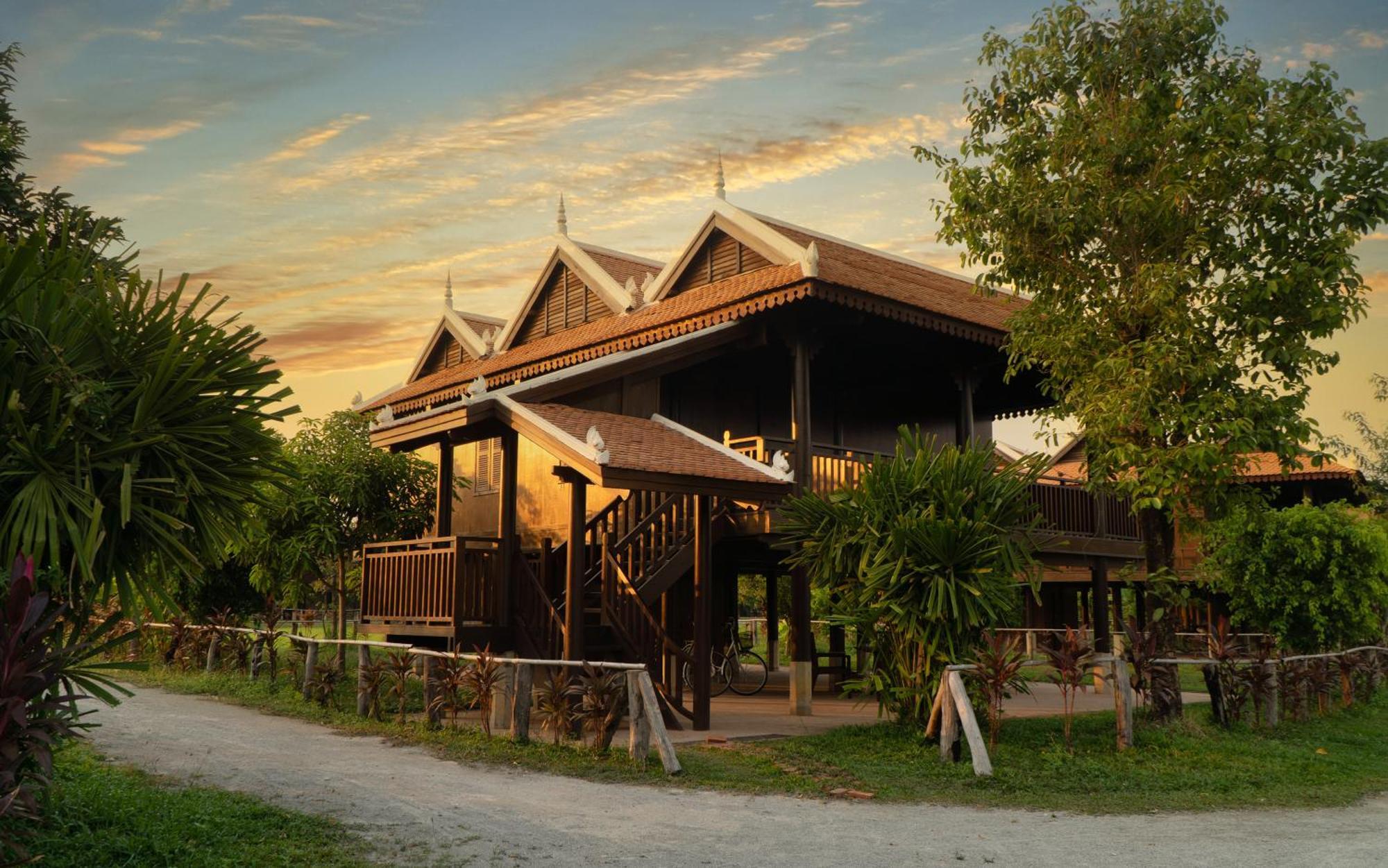 Mane Hariharalaya Hotel Siem Reap Exterior foto